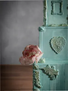French Romantic Cubed Wedding Cake